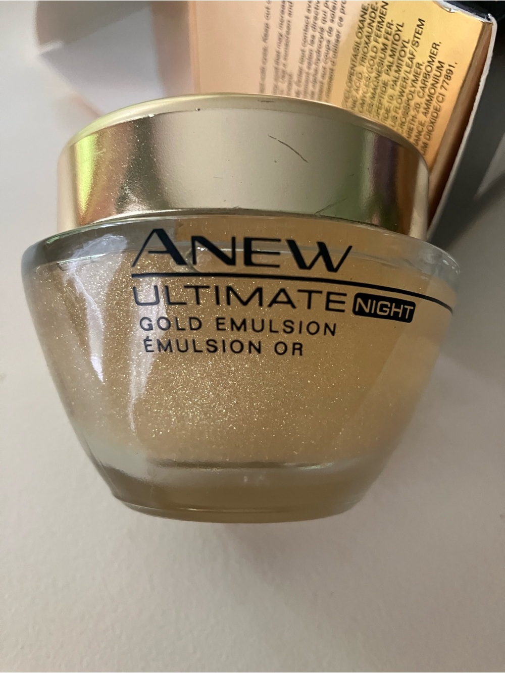 Ultimate Night Gold Primer - Illuminating Gold